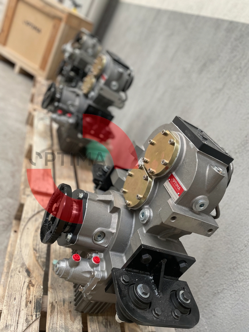 TRANSFER CASES FOR FIREFIGHT VEHICLES